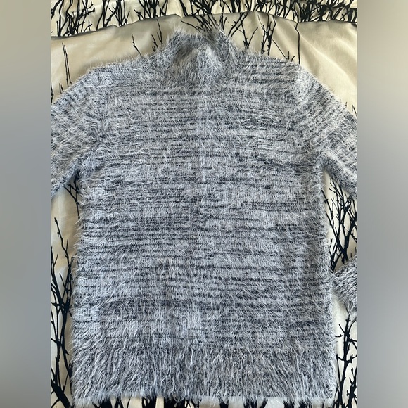 Philosophy gray eyelash mock neck sweater, nylon acrylic wool blend, medium - Picture 4 of 15